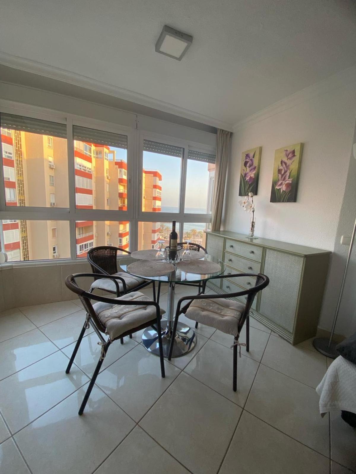 Apartamento Frente Al Mar ตอร์ร็อกซ์ ภายนอก รูปภาพ